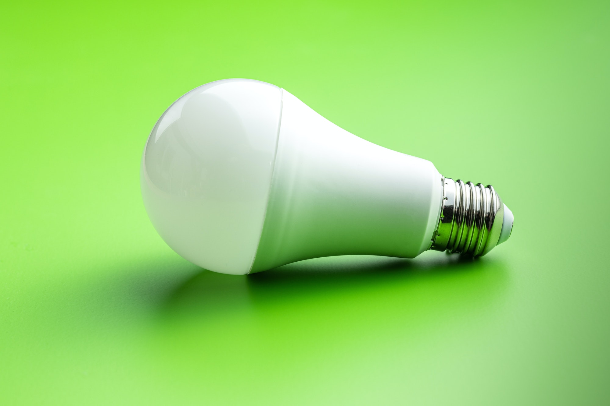 Lem untuk industri pembuatan bohlam lampu