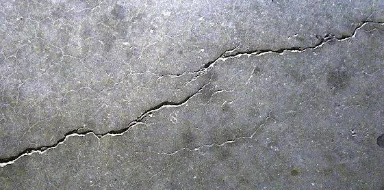 Lem PU untuk beton